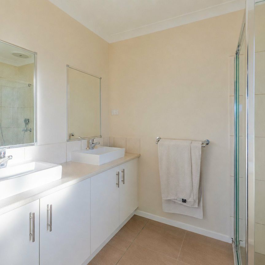 Modern Four Bedroom Home - Photo 1