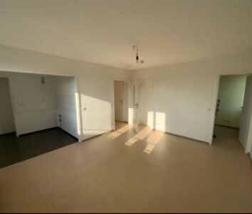 Gute Anbindung an den ÖPNV - Photo 1