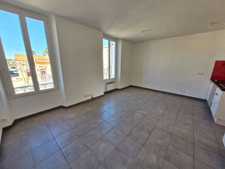 Location appartement 2 pièces 33.27 m² à Carqueiranne (83320) - Photo 3