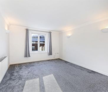 To Let 2 Bed Apartment - Photo 4