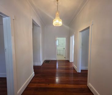 1240 Dandenong Road, Murrumbeena VIC 3163 - House For Rent | Domain - Photo 3