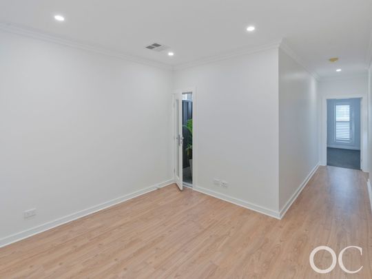 Open The Door To Modern And Spacious Living - Photo 1