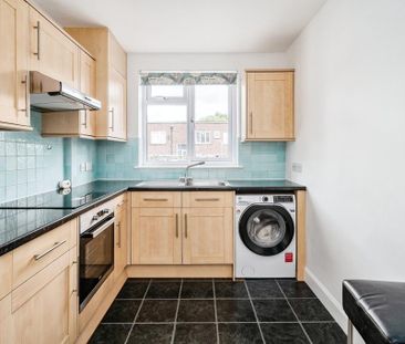 2 bedroom flat to rent - Photo 6