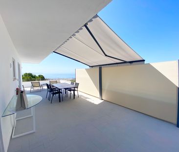 Large Detached Villa with panoramic Sea Views for a 3 month LET loc... - Photo 1