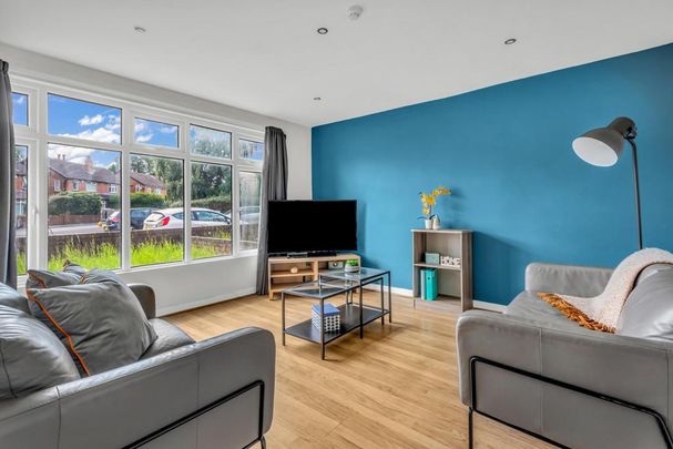 5 bedroom house to rent - Photo 1