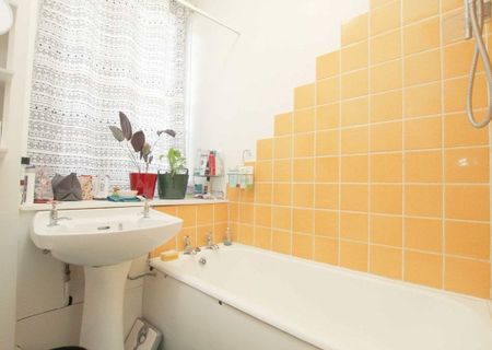 Tooley Street - Photo 4