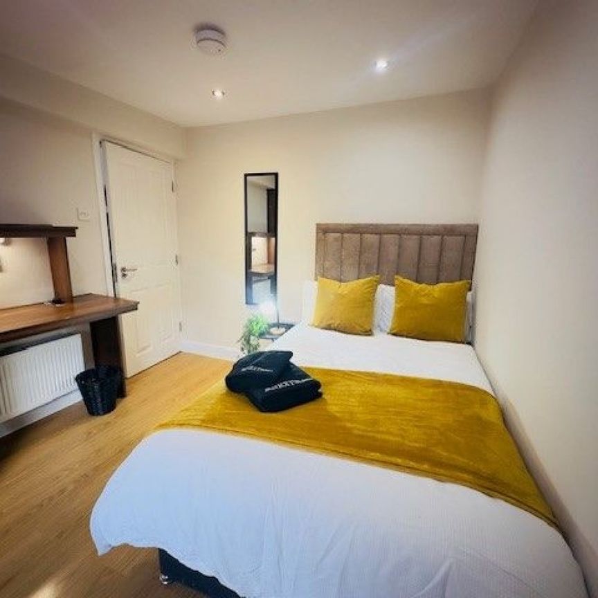 House Share -Lovat Road, PRESTON, Lancashire PR1 6DQ - Photo 1