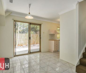 Herston - Photo 2