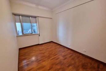 Apartamento T3 em Lisboa
