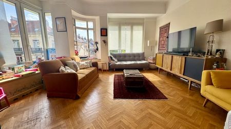 Appartement te huur - foto 2
