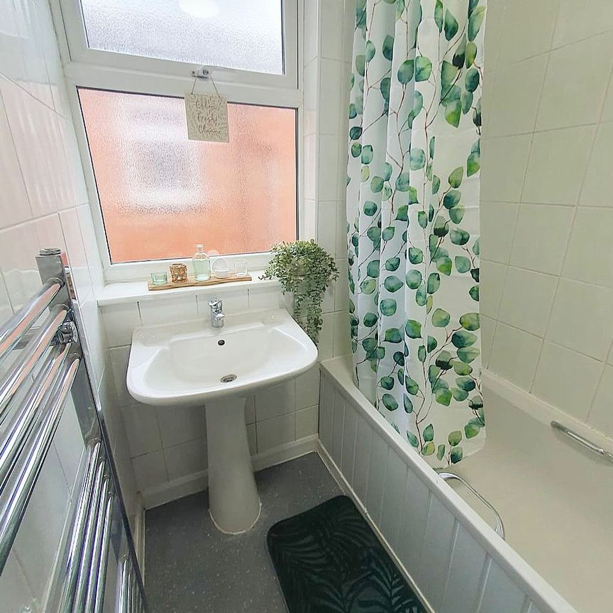 Room 1 – Evington Road, LE2 1HH - Photo 1