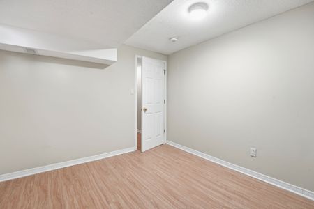 For Lease - 50 Commodore Drive Unit# BSMT, Brampton, Ontario - Photo 4