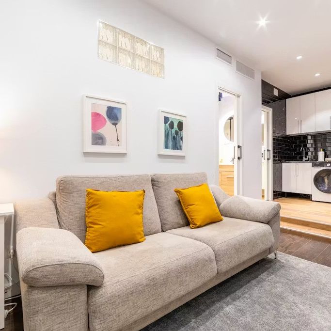 Plaza de Matute, Madrid, Community of Madrid 28012 - Photo 1