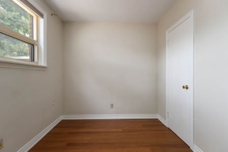 For Lease - 143 Rodda Boulevard, Toronto, Ontario - Photo 2