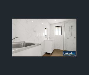 Two Bedroom Granny Flat Close to the Station - Water Usage Included - Photo 2