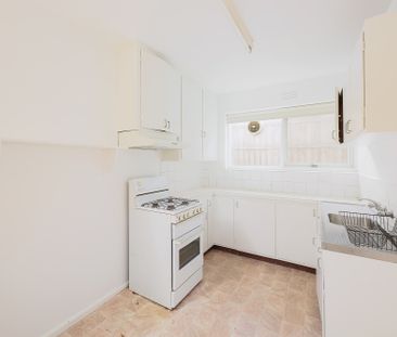 2/22 Selwood Street, Hawthorn East VIC 3123 - Apartment For Rent | ... - Photo 5