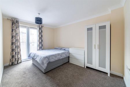 5 bedroom terraced house to rent - Photo 3