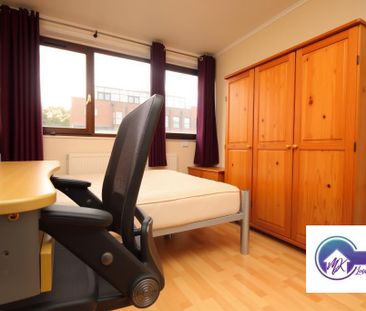 1 bedroom in a flat share to rent - Photo 6