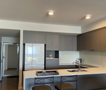 Executive Ocean Front Apartment - Photo 4