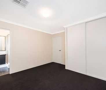 2-Bedroom Home in Brabham! - Photo 1