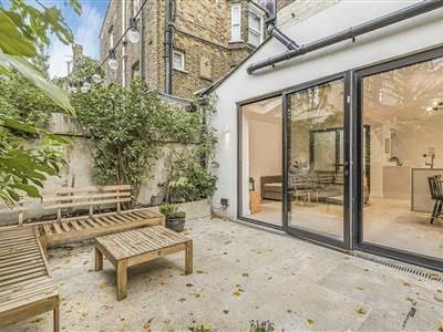 Warriner Gardens, SW11 - Photo 4