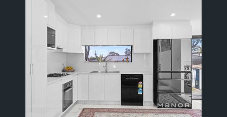 Stylish Renovated Home in a Quiet, Convenient Setting - Photo 5