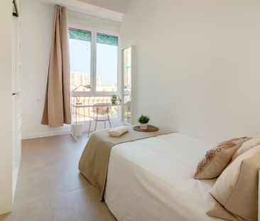 Carrer de l'Escultor Josep Capuz, Valencia, Valencian Community 46004 - Photo 4