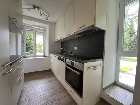 TOPZUSTAND + gute RAUMEINTEILUNG + BÜRO & WOHNEN! - Photo 2