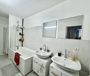Location Appartement 3 pièces 87m² ROANNE 42300 - Photo 6