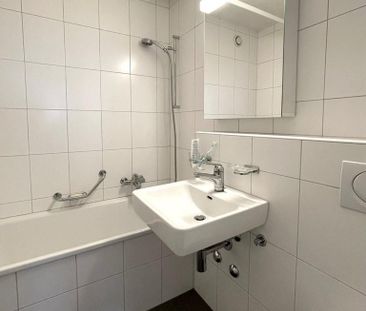Moderne Wohnung in Adliswil zu vermieten - Photo 3