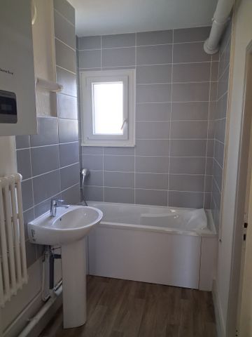 Location - Appartement T3 - 66 m² - Bavans - Photo 3