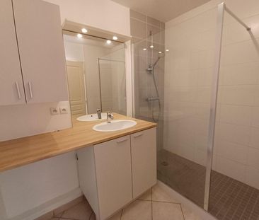 Location Appartement 2 pièces 49m² CHARNAY LES MACON 71850 - Photo 5