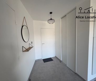 Location Appartement 2 pièces 45m² THONON LES BAINS 74200 - Photo 5