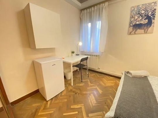 Calle del Doctor Bellido, Madrid, Community of Madrid 28018 - Photo 1