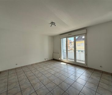 Location Appartement 2 pièces 46m² - Photo 2