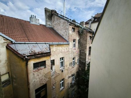 Pronájem bytu 1+kk 40 m2 - Fotografie 3