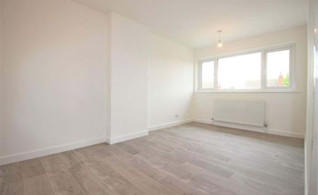 Regents Way, Aston, Sheffield, S26 - Photo 2