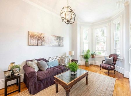 For Lease - 137 Denison Ave Avenue Unit# Big Bright Room 2nd Floor, Toronto, Ontario - Photo 5