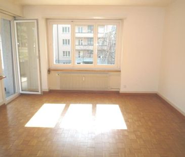 Stadtnahe 4-ZW à 95 m² im 4. OG mit Balkon - Photo 1