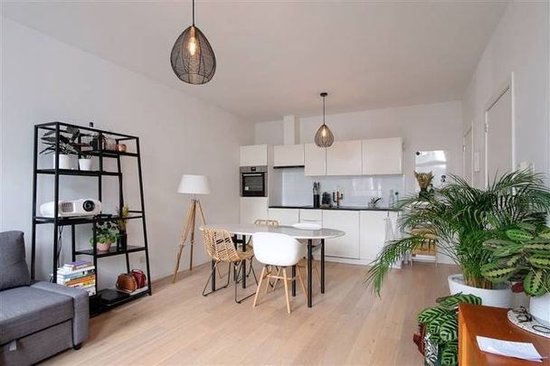 Appartement te huur - Photo 1