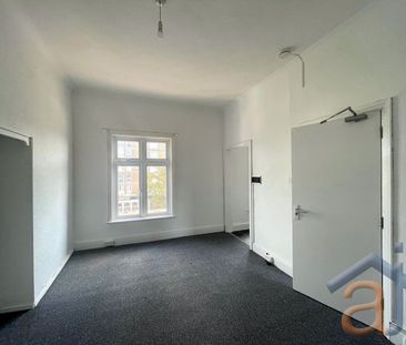 To Let – Gordon Way, Southport – Top Floor - Photo 3