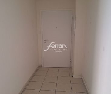 Location Appartement 3 pièces 73m² DRAGUIGNAN 83300 - Photo 5