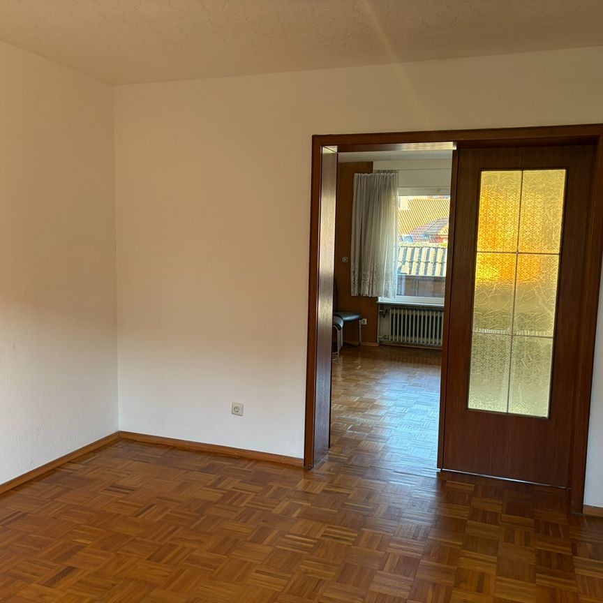 Gemütliche Singlewohnung mit 2-ZKB mit Balkon in Waldhilsbach - Photo 1