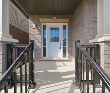 For Lease - 19 Tooker Drive, Brantford, Ontario - Photo 6