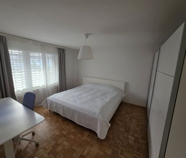 2.5 Zimmer, 60 m², 4. Stock - Foto 2