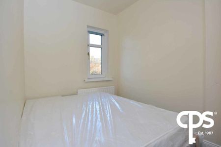 84 Fane Street, Belfast BT9 7BW - Photo 3