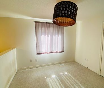 For Lease - 17 Kempsford Crescent, Brampton, Ontario - Photo 5