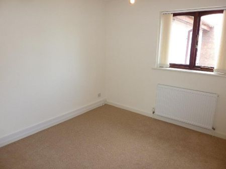 2 Bedroom Mews To Let - Photo 3