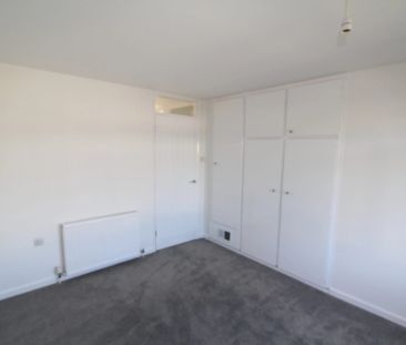 Dyche Road, Sheffield, S8 - Photo 3