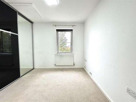 Alexandra Road, Newhall, CM17 - Photo 2